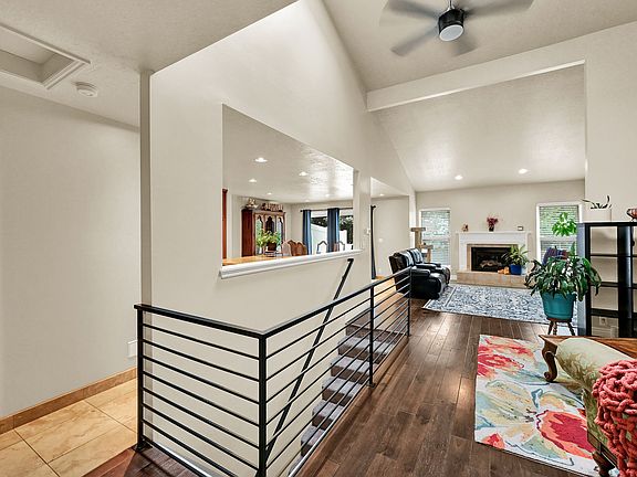 2nd image of 2246 E Lincoln Ct