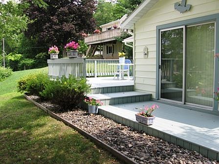 2nd image of 4692 Lakeview Dr