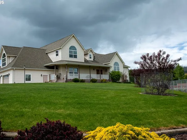 318 S 20th St, La Grande, OR 97850