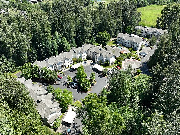 3rd image of 2207 227th St SE #F205