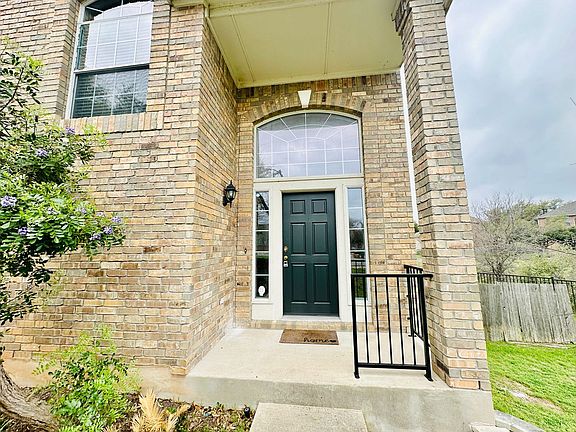 4th image of 16216 Castletroy Dr