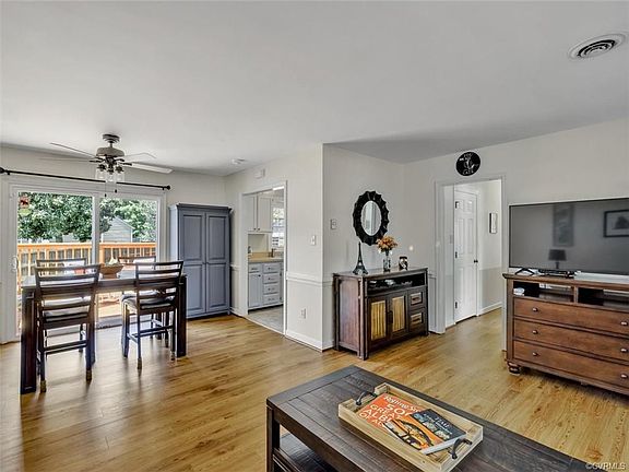 5th image of 4204 Walton Farms Dr