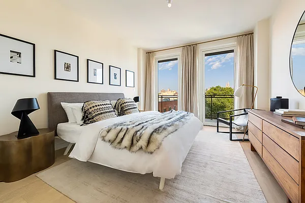 Sold by Douglas Elliman | media 15