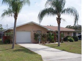 625 Norwood St NW, Port Charlotte, FL 33952