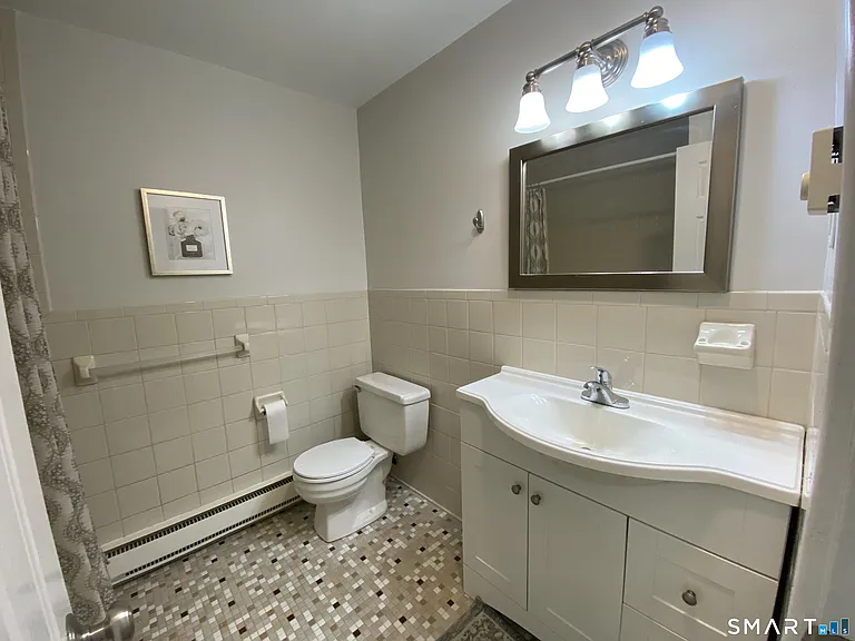 637 Cove Rd #A8 — Photo 9