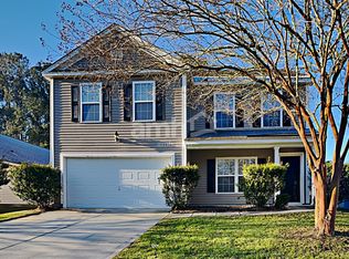177 Wildberry Ln, Goose Creek, SC 29445