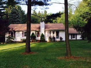 11761 Auburn Rd, Chardon, OH 44024