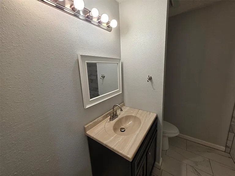 21011 Rivershadows Ln — Photo 11