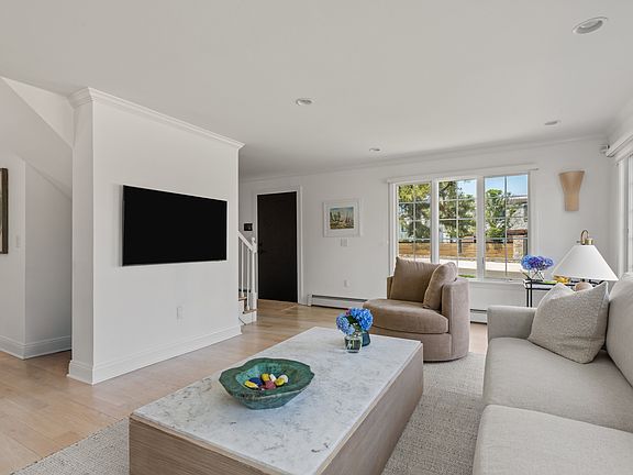 5th image of 108 Harbor Rd