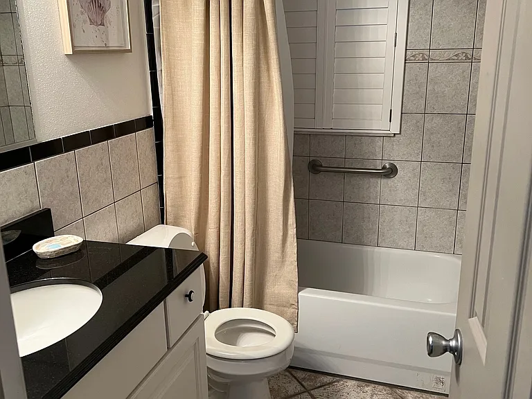 109 The Esplanade S #303-230 — Photo 7