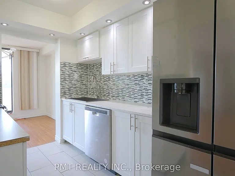 301 Prudential Dr #407 — Photo 7
