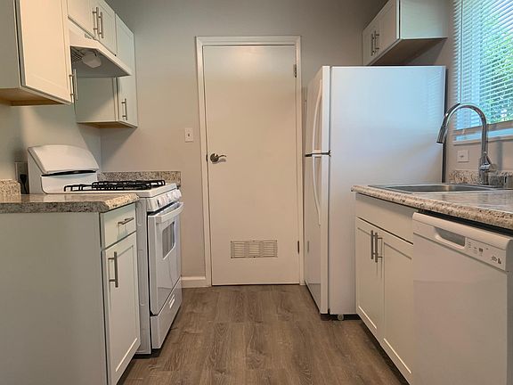 2nd image of 1161 Detroit Ave #3