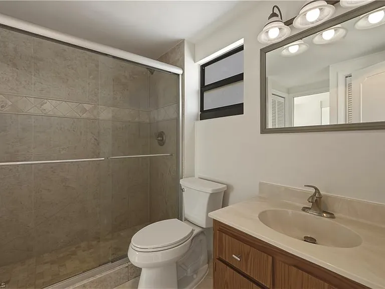 801 River Point Dr #303A — Photo 21