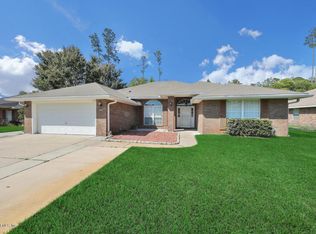 1481 Guardian Dr, Jacksonville, FL 32221
