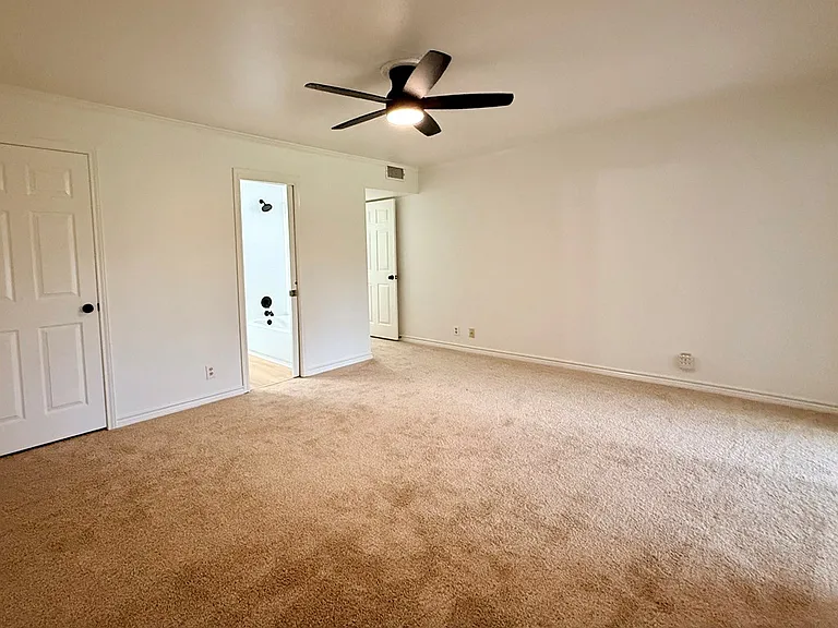 511 Fairway Dr — Photo 21