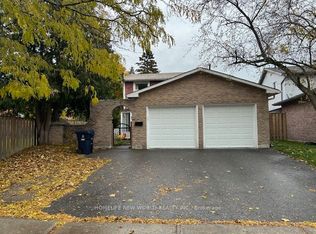 31 Wellpark Blvd, Toronto, ON M1V 1B5