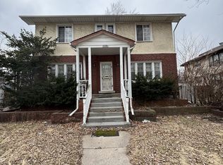 1906 S 7th Ave, Maywood, IL