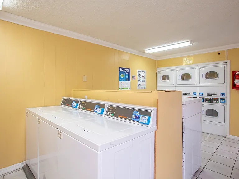 Serenity Apartments — Photo 4