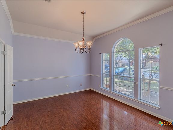 3rd image of 16810 Willow Oak Ln