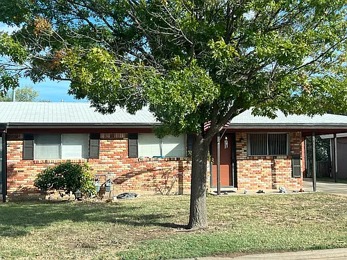 1535 Cleo St Photo 1