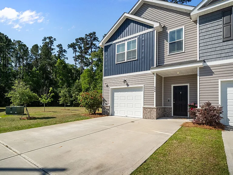 504 Governor Treutlen Cir — Photo 3