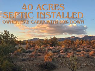 166 S Cattle Crossing Rd, Yucca, AZ 86438
