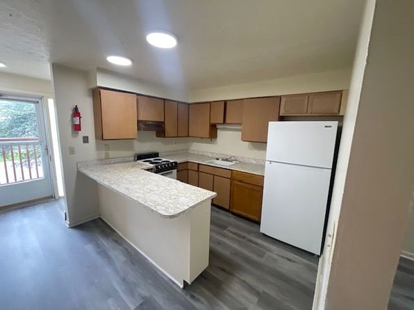 161 Cedar Ave #21
