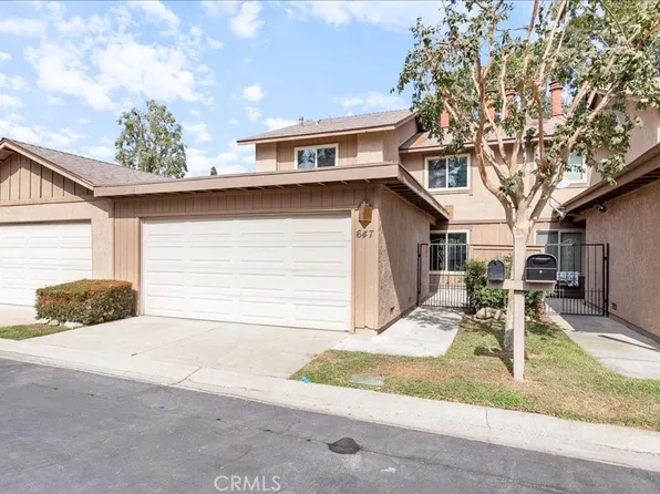 647 W Point O Woods Dr, Azusa, CA 91702