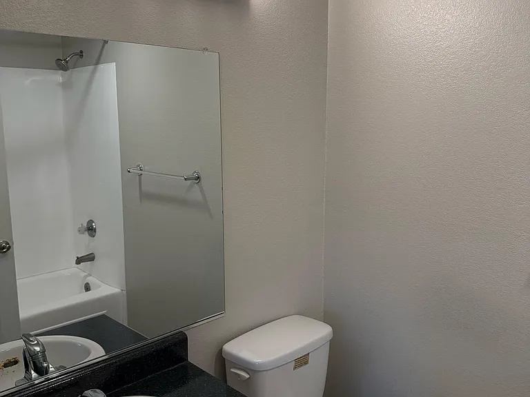 Redmond Park Apts — Photo 70