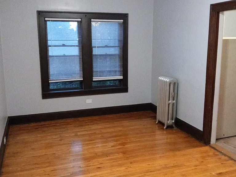 Belle Apartments — Photo 7