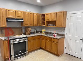 5756 Leonard St, Philadelphia, PA