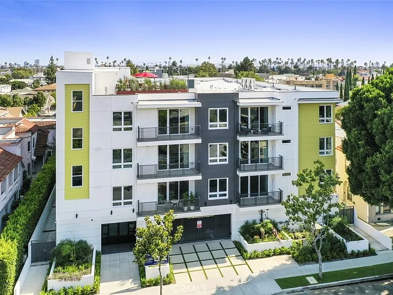 5820 La Mirada Ave #401 — Photo 43