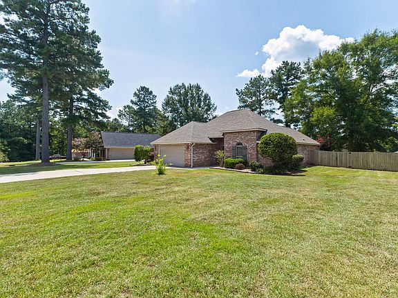 3rd image of 10 Apalachee Dr