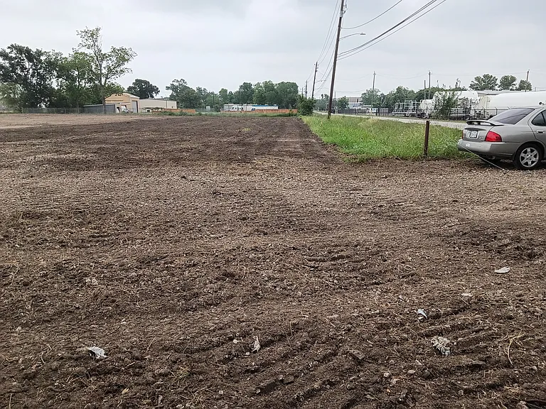 7117 Almeda Genoa Rd — Photo 4