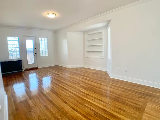 Rented by Bohemia Realty Group | media 4