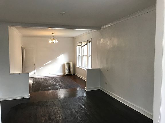 4th image of 4921 N Lawndale Ave #2