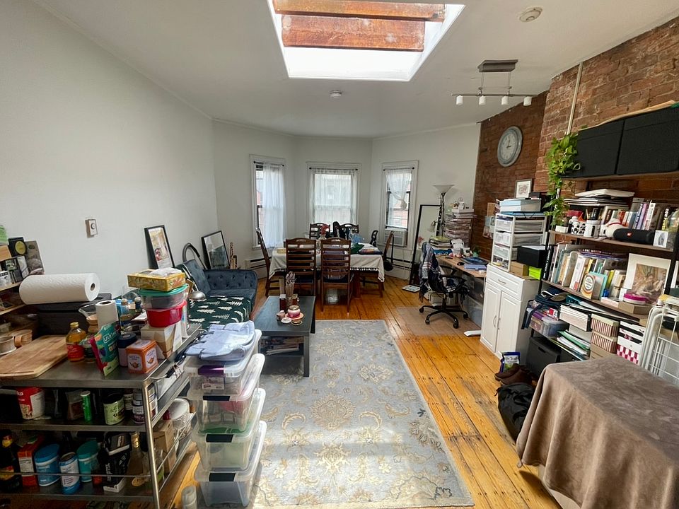 1st image of 223 Newbury St APT 4F