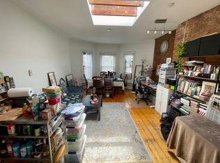 223 Newbury St APT 4F, Boston, MA 02116