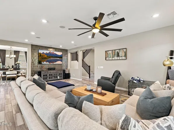 16005 W SHAW BUTTE Drive, Surprise, AZ 85379