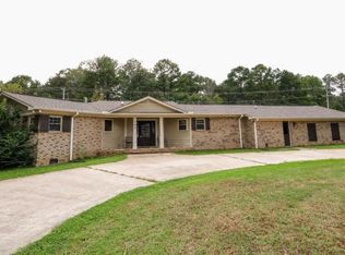 909 Desoto Dr, Tupelo, MS 38801