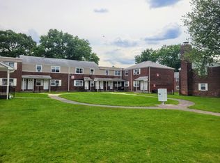 212B 14th Ave #2, Elmwood Park, NJ 07407