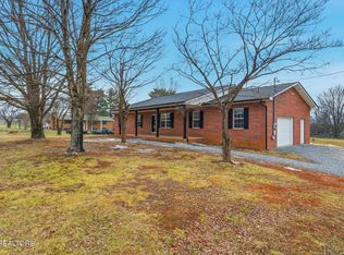 7547 Oaken Dr, Knoxville, TN 37938