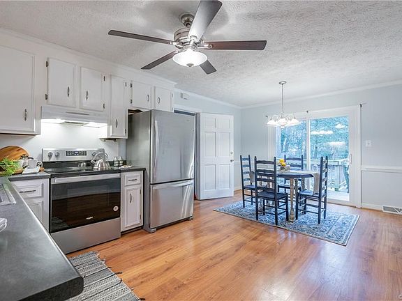 5th image of 8125 Elmart Ct