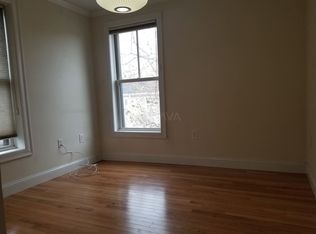 34 Fellsway W #3, Somerville, MA 02145