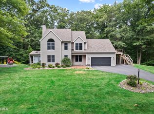 12 Bog Meadow Run, Saratoga Springs, NY 12866