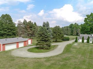 3300 Hawkins Rd, Jackson, MI 49201