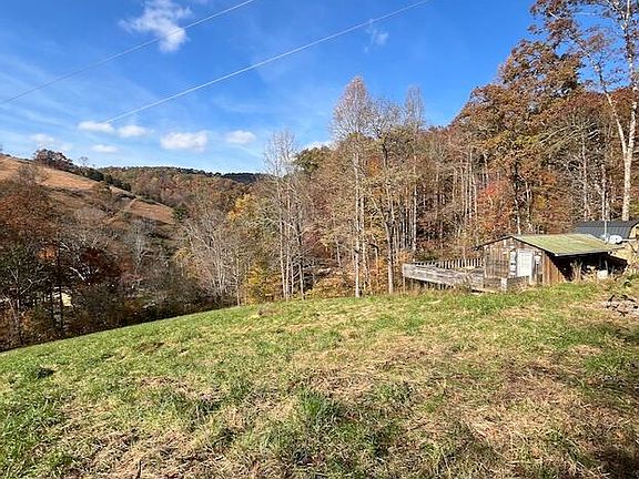 4th image of 324 Vannoy Rd