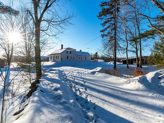 3rd image of 45 Effingham Road