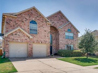 5009 Whisper Ct, Fort Worth, TX 76123