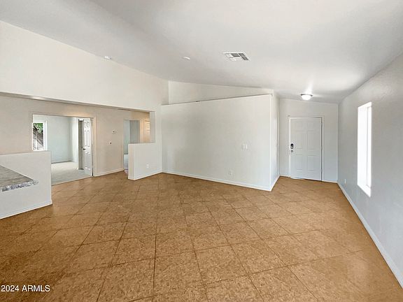 3rd image of 4947 W WARREN Drive